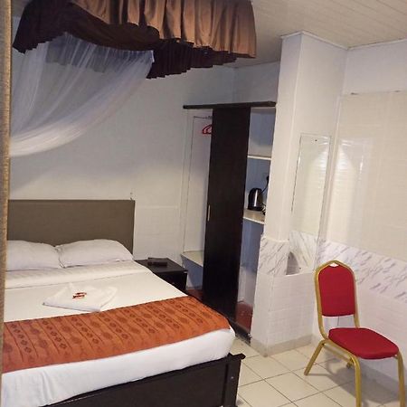 Beach View Hotel - Kisumu Esterno foto